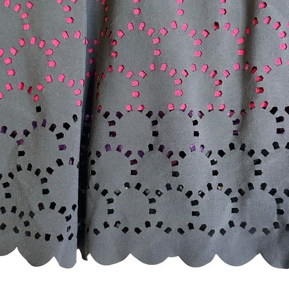 Title Nine Nimblene Illusion Skort Gray Pink Laser Cut TN-150977 Size Small - Picture 3 of 12
